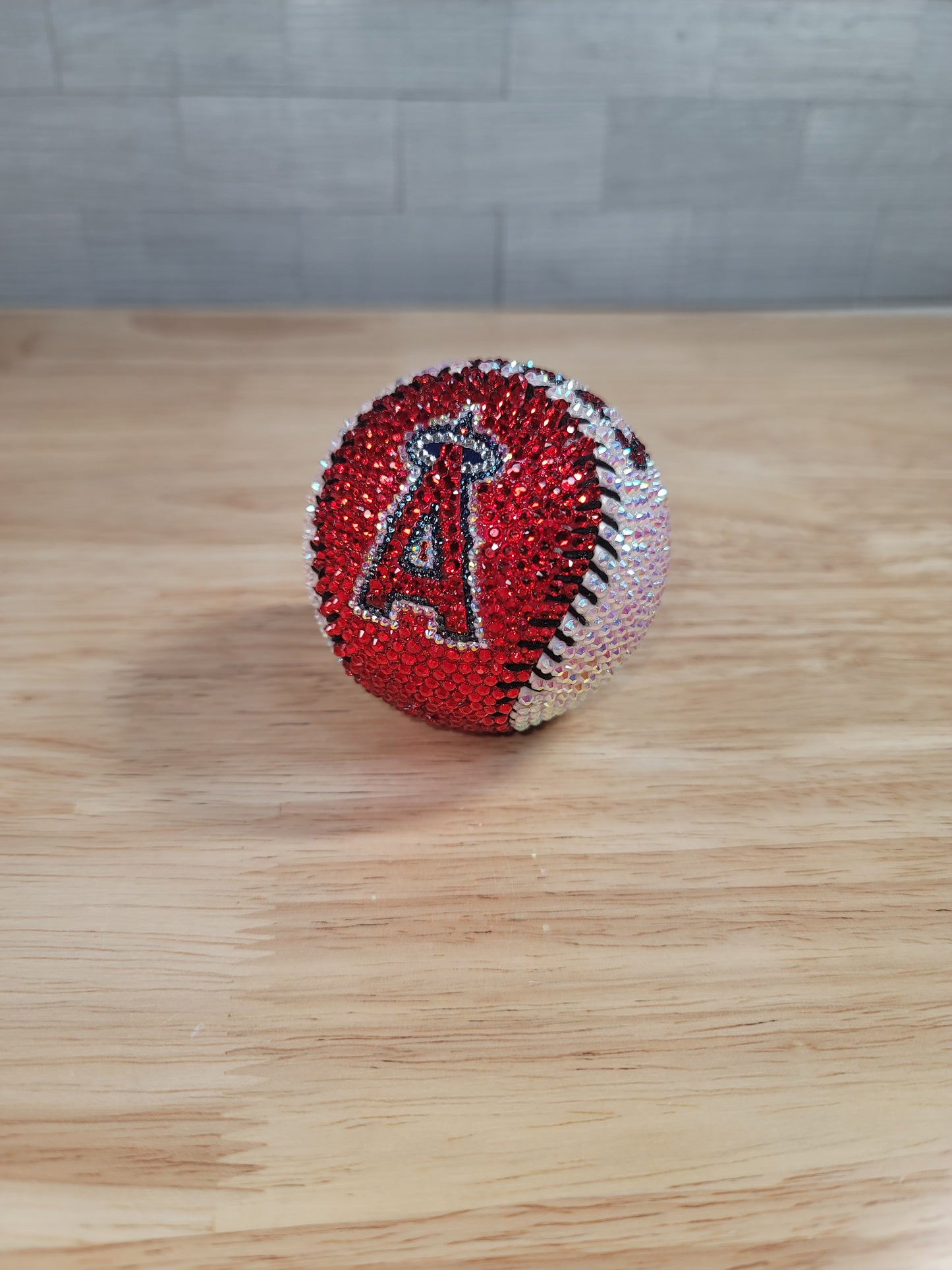 Sports Baseball & Small Slugger Bat